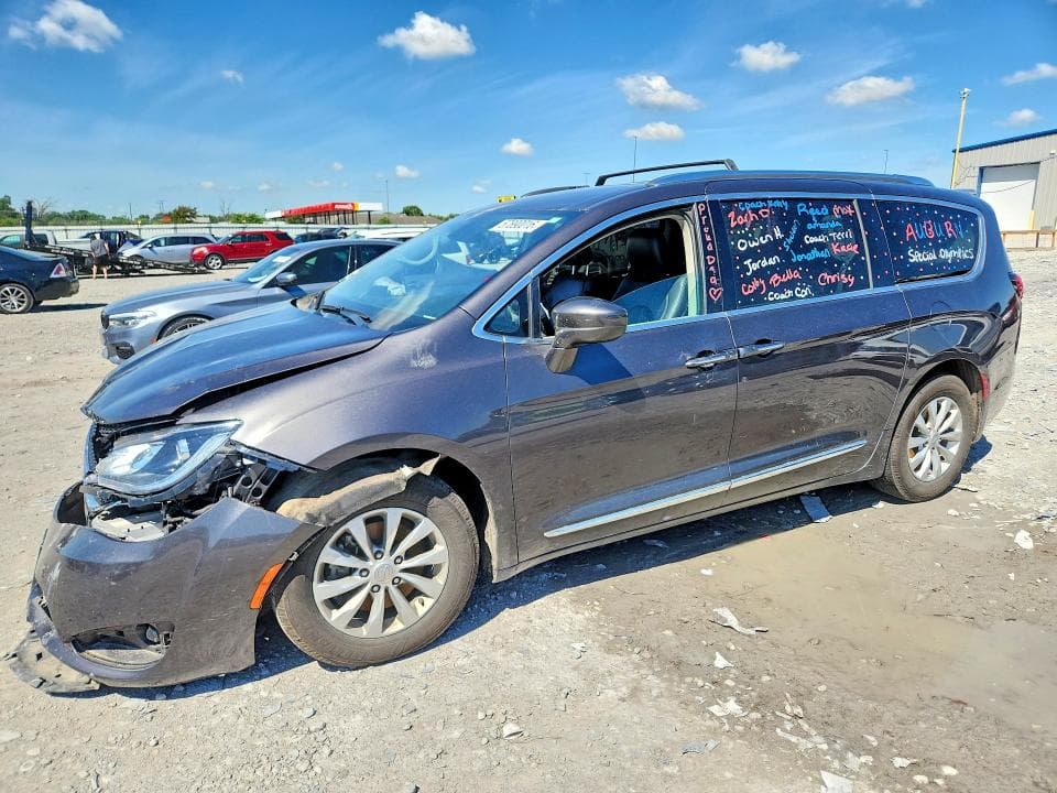 2018 Chrysler Pacifica Touring L